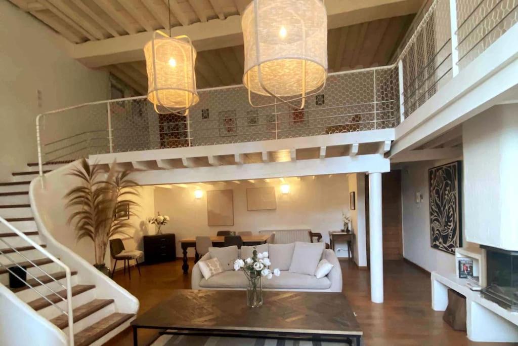 Grand Duplex Lumineux-hyper Centre *